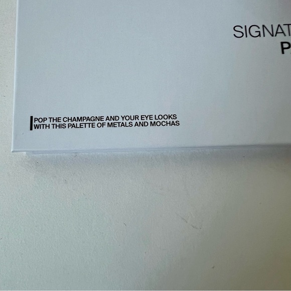 NIB OFRA Cosmetics Signature Palette Luxe Mocha Colors - Picture 5 of 10